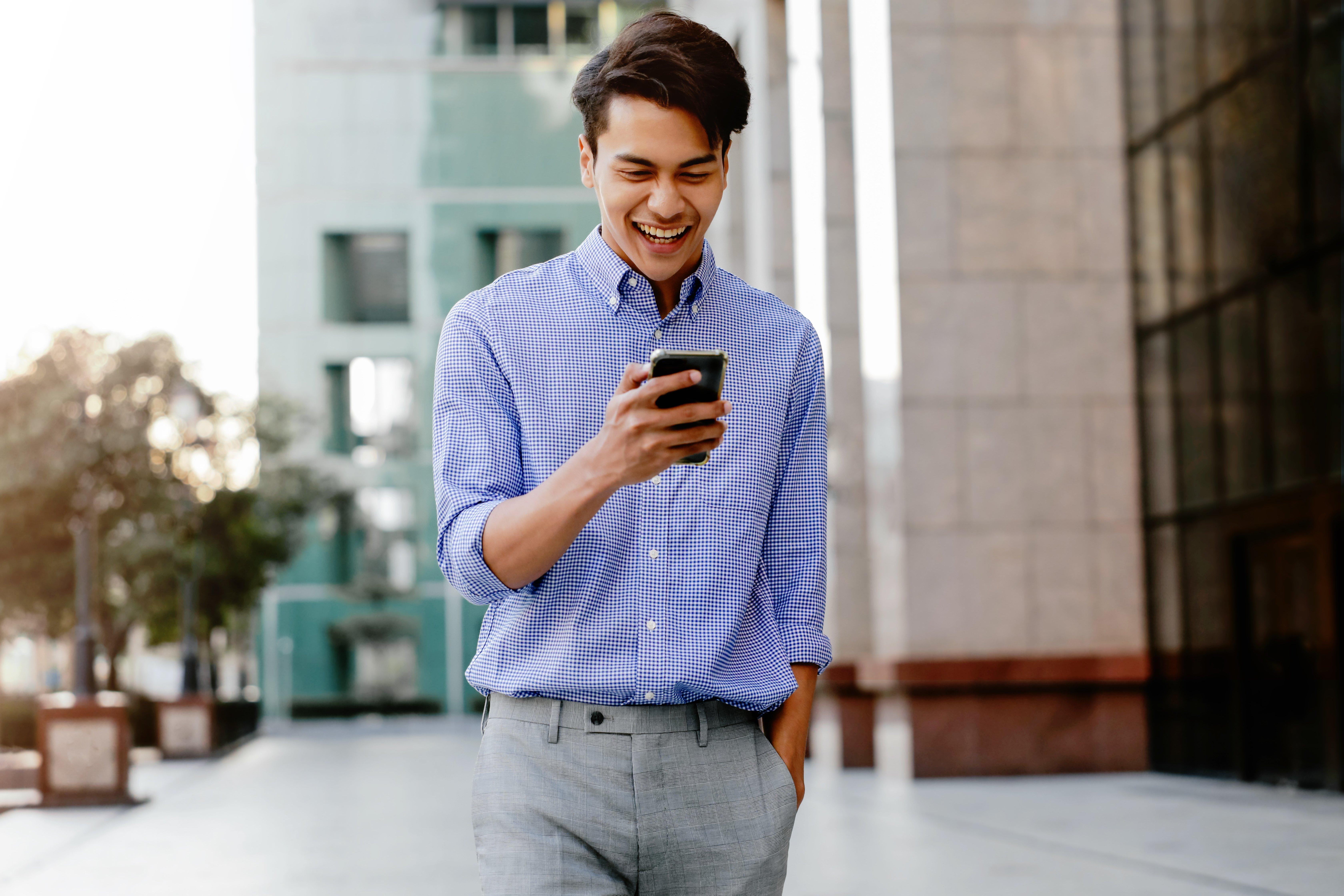 How to Ensure There Is Seamless Customer Experience Between Your Online and Physical Stores