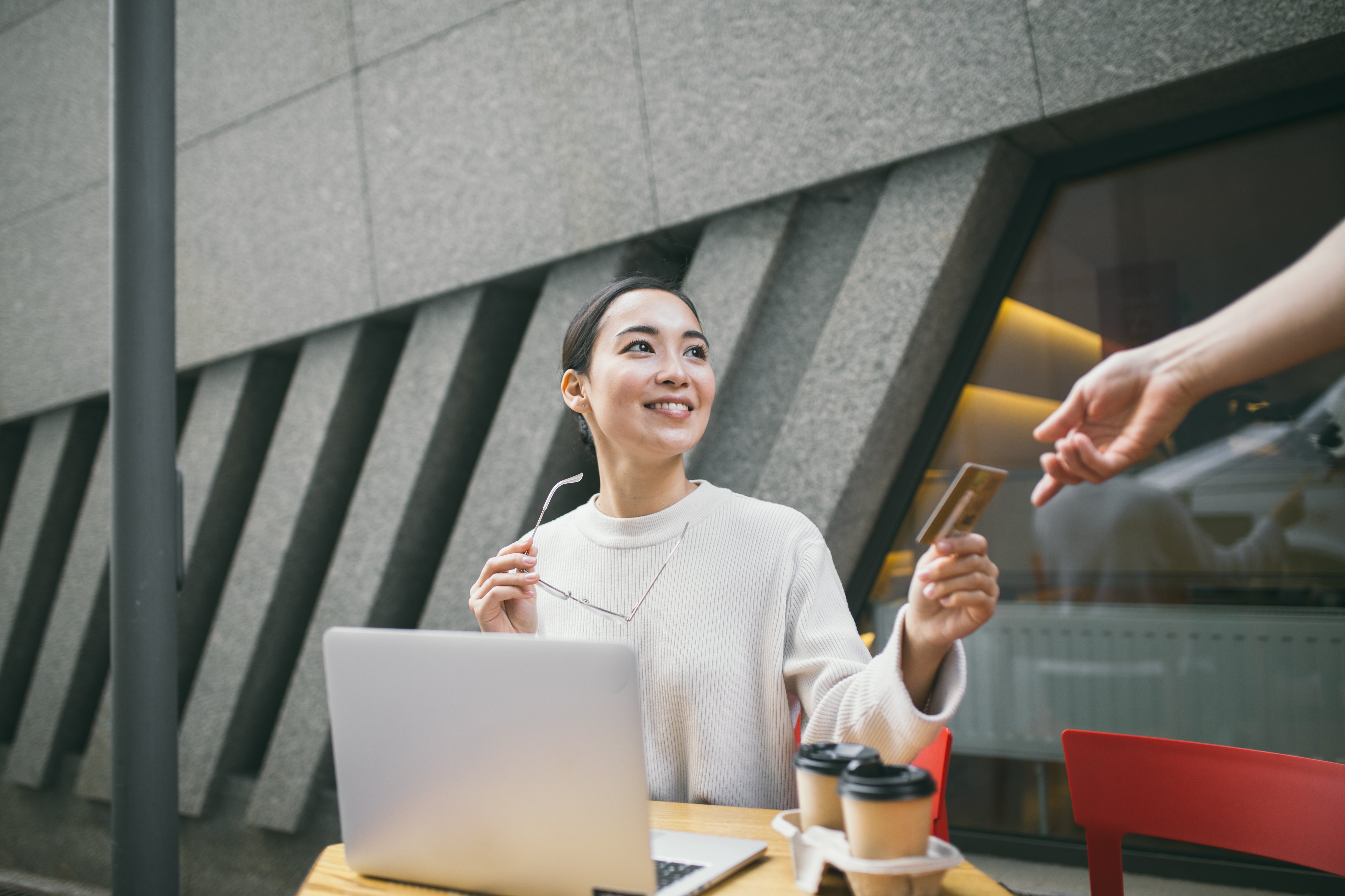 5 Things Contemporary Customers Want in Your Physical Store